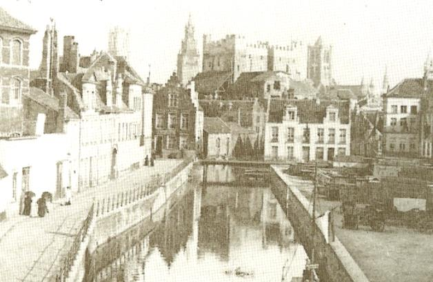 Het Gravensteen en de fabrieken van het