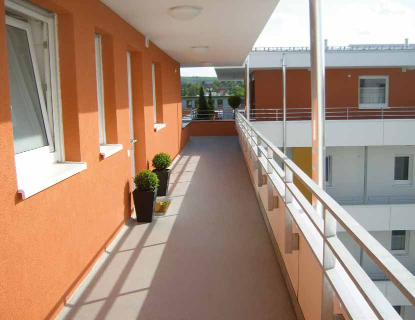 PREMIUM SYSTEMS INDEX Zoals elk deel van een gebouw, vereisen ook balkons, terrassen en galerijvloeren onderhoud.