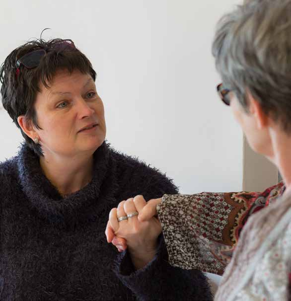 Houvast bij gesprekken met instanties Alzheimer Nederland heeft samen met mensen met dementie, mantelzorgers, begeleiders en zorgverleners de Zorgstandaard Dementie opgesteld.