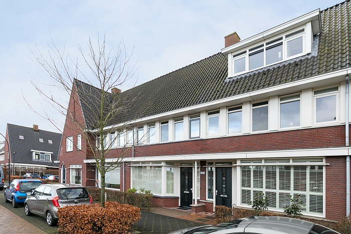 Valkenswaardstraat 98 5036 SN Tilburg Vraagprijs 275000 k.k. Hallo Makelaar 088-2800 800 info@hallomakelaar.