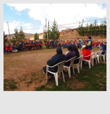 UITBREIDEN PERU 2012 Het komende jaar willen wij uitbreiden naar nieuwe dorpen: TIRACANCHA ALTA Tiracancha Alta is een dorp waar we al verschillende keren met de school en de bewoners uitvoerig