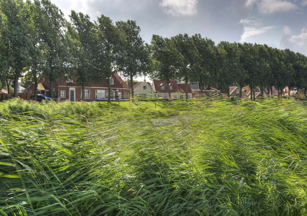 Bord op boot 83 Bolwerk Noorderzijdet Dubbele