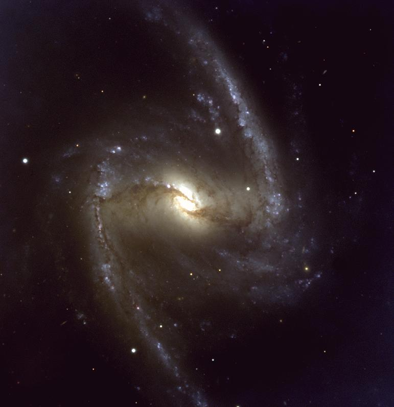 NGC1365 IS EEN PRACHTIG VOORBEELD VAN EEN