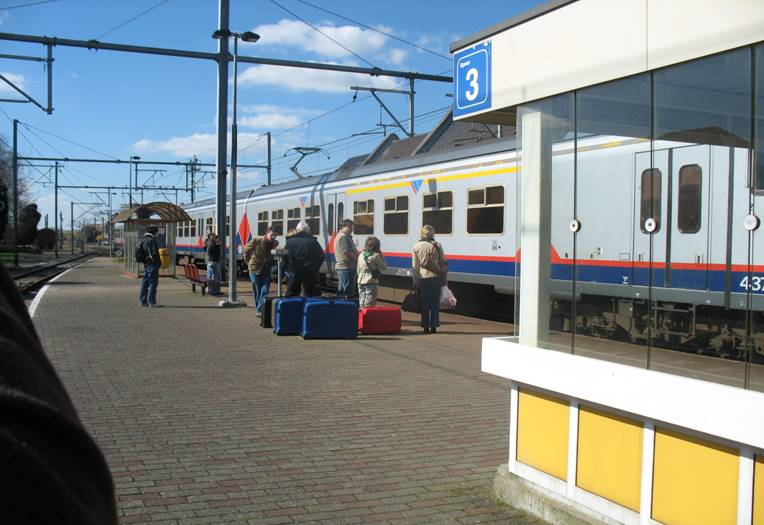 Nauwe samenwerking noodzakelijk Voor het realiseren van aangename stationsomgevingen is