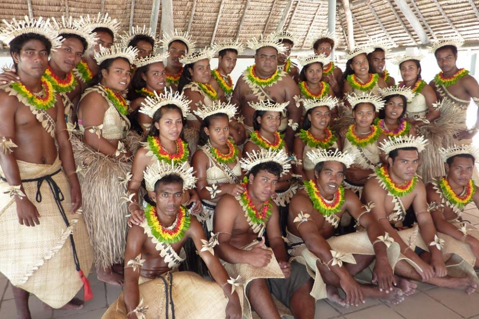 Een historisch voorbeeld Tokelau Island Migration Study Dieet vnl. vis en kokos, totaal 45% calorieën uit verzadigd vet. Nauwelijks HVZ of kanker. 1920 annexatie Nieuw Zeeland, 1960 start handel.