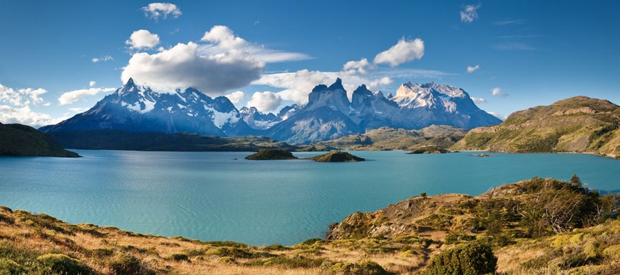 Torres del Paine NATIONALE PARKEN VAN PATAGONIË Ontdek met je eigen ogen waarom de nationale parken van Patagonië tot de meest ongerepte van de wereld horen.