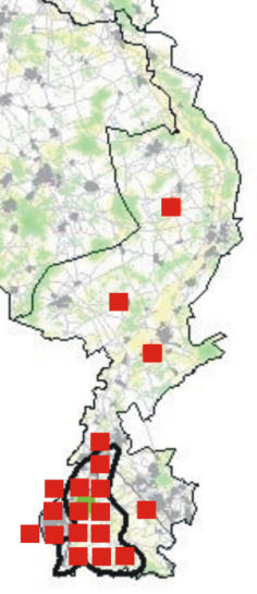 rivieren overwinterde de soort in forten en ijskelders. Kraamkolonies kwamen voor in Gelderland, Noord-Brabant en Limburg.