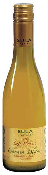 zijn, eindigt deze rustieke wijn wat jammy en plakkerig. Mist wat karakter maar is verder oké. ***- Sula Cabernet Shiraz 2013 Van 80% shiraz en 20% cabernet sauvignon.