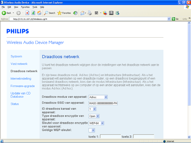 Klik om het submenu System (Systeem) te openen. De naam van het aangesloten apparaat wordt weergegeven.