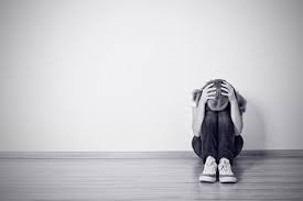 Symptomen van depressie volgens DSM-IV 1 KERNSYMPTOMEN 1. sombere, neerslachtige gevoelens, zich leeg voelen gedurende het grootste deel van de dag; 2.