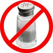 Tips om de hoeveelheid zout te beperken Voeg geen zout bij de warme maaltijd. Gebruik geen dieetzouten of natriumarme producten, omdat hierin kaliumzouten zijn verwerkt.