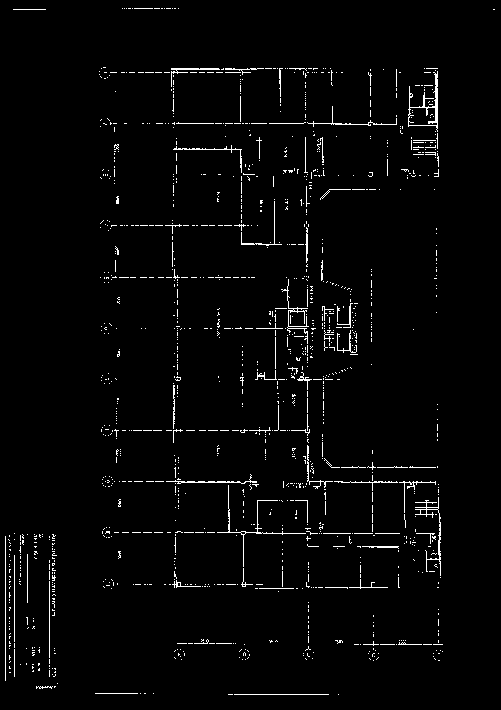 4.2 Inzoomen op het bedrijfsverzamelgebouw De bestaande structuur van het bedrijfsverzamelgebouw maakt een logische knip in functioneel gebruik tussen plint en bovenbouw.