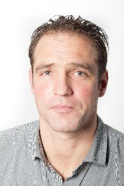 2.4 Contactpersoon Aannemer Dirk de Greef (uitvoerder) Telefoon: 06-22804007 Waarvoor? Afspraak huisbezoek veranderen Planning van de werkzaamheden Toegang tot de woning 2.