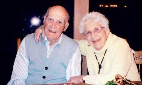 Ohio couple married 73 years die within 28 hours of each other Helen and Joe Auer, who weathered the Great Depression, a world war and had 10 children, die just over a day apart Helen and Joe Auer s