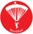 Nooddaal 2: De nooddaal is bereikbaar door de rode ronde sticker door te prikken met een imbus sleuteltje, om deze te pakken haalt u de accu uit de lift.