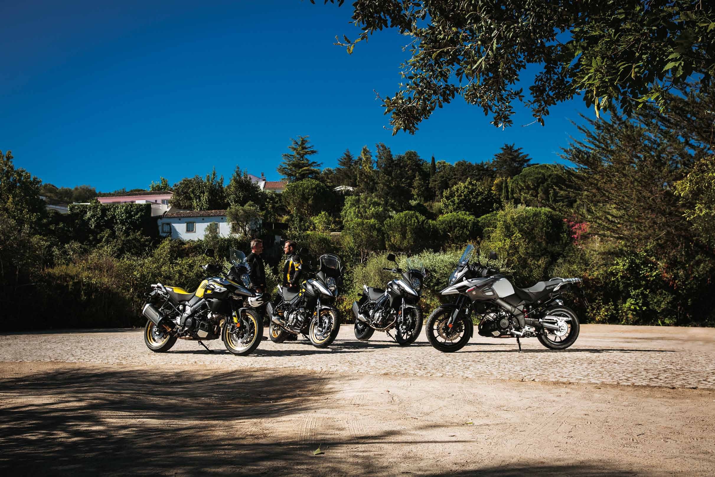 avontuur Impressie van Stefan Everts Het was een verrassend leuke ervaring om te rijden met de V-Strom 1000XTA. Het maakte mijn hoofd leeg, terwijl ik door de bergen aan het toeren was.