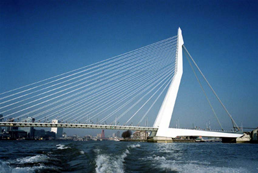18 Veiligheidsindex Rotterdam 2004 De Rotterdamse veiligheidsaanpak heeft