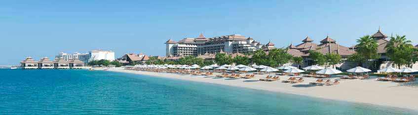 Het hotel is gebouwd als een Thais dorp omgeven door weelderige tuinen, een exotisch interieur, grote lagunezwembaden en uitstekende restaurants. De luchthaven van Dubai ligt op ca. 50 autominuten.