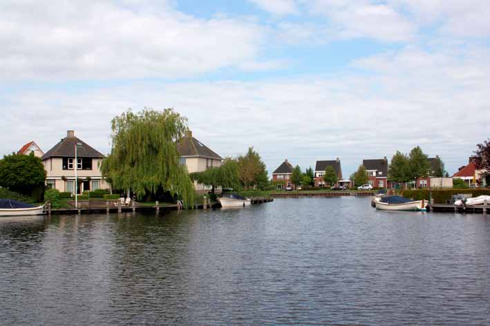 OTTERBEEK 33 ZWARTSLUIS Soort woning Bouwtype Status Bouwjaar Ligging Woonopp. Perceelopp.