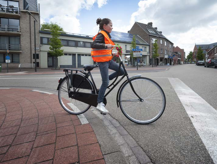 3.9 Evaluatie 23 Omdat je Het Grote Fietsexamen in de toekomst minstens even goed wilt organiseren, is het belangrijk om te evalueren met de betrokken partijen.