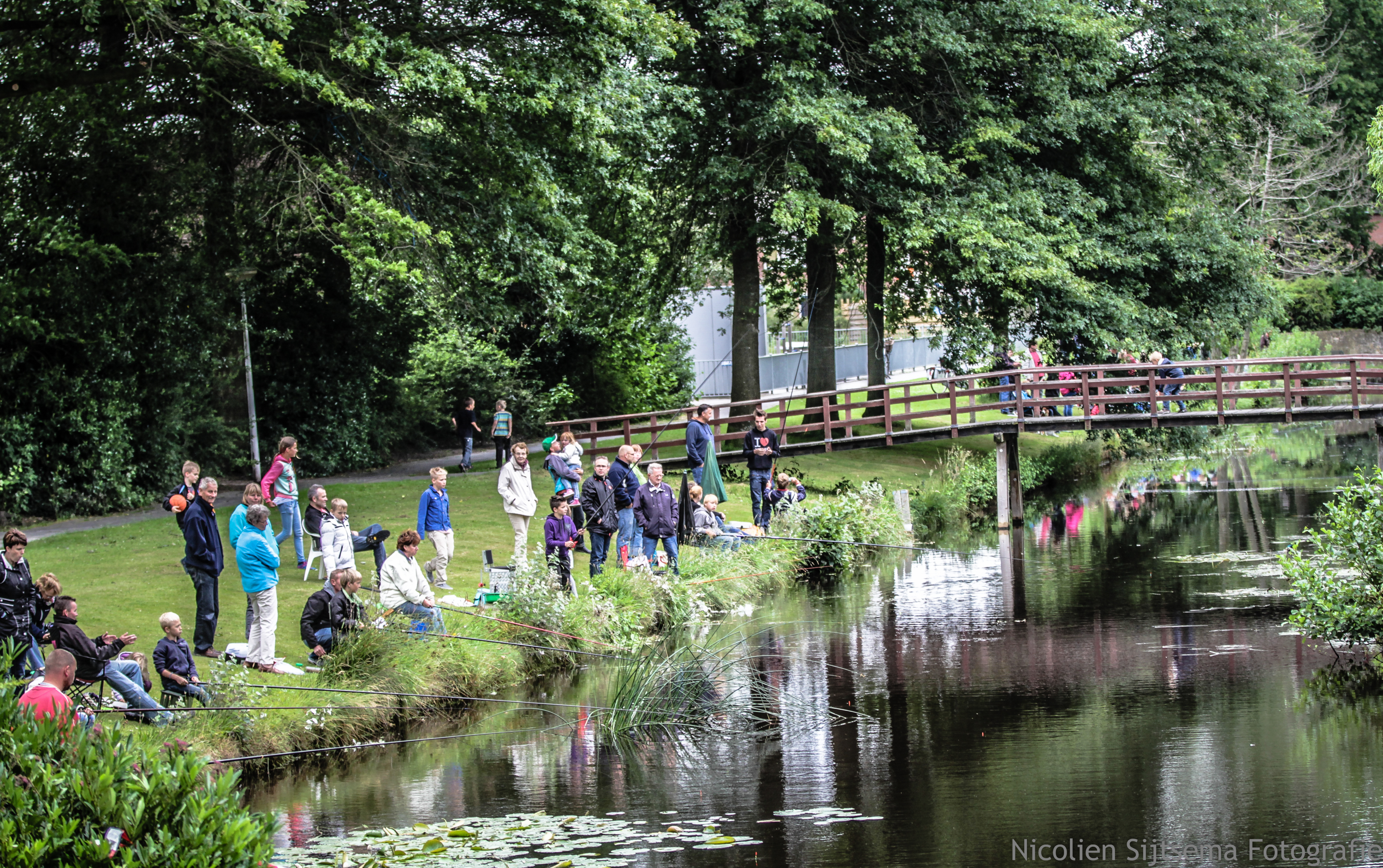 Kampioenschap voor basisscholen Weststellingwerf Vrijdag 20 juni werd deze wedstrijd gehouden in de vijver achter de scholen de Heidepolle en de Wegwijzer in Wolvega.