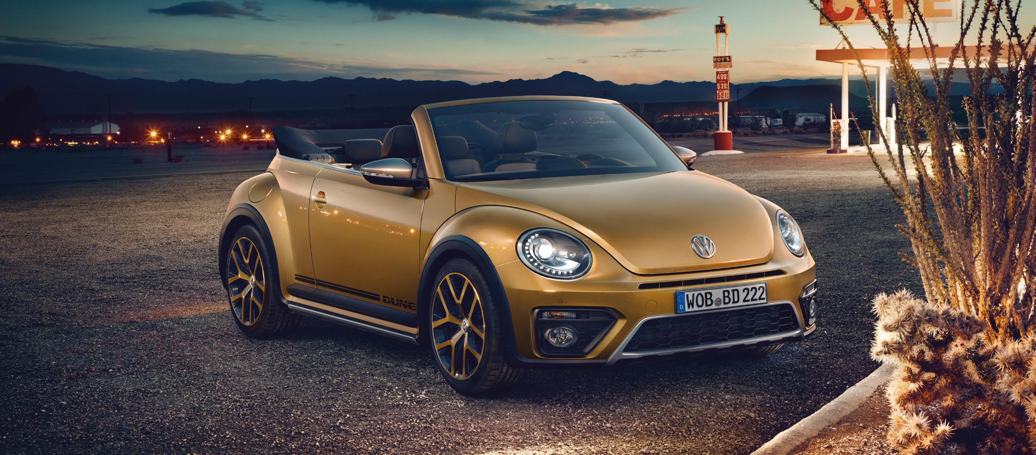 taat open voor avontuur. De Beetle Cabriolet Dune is een echte vrije geest die geen enkele moeite heeft met het inslaan van nieuwe wegen.