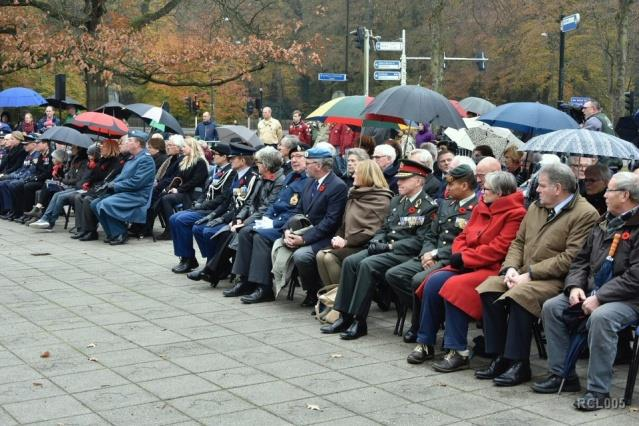 Op 13 november werd in Apeldoorn de traditionele herdenking gehouden bij het monument aan de Loolaan.