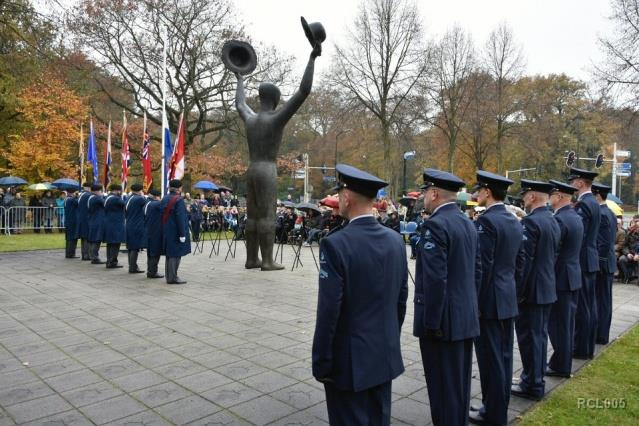 militairen herdacht, die hun leven gaven voor onze vrijheid en sneuvelden in de beide Wereldoorlogen