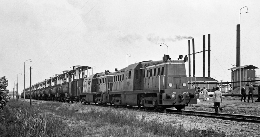 Een aantal Whitcombs wordt in de werkplaats Haarlem nagekeken, waaronder de USATC 8479 en USATC 8471 gefotografeerd op 21 augustus 1946. J.A. Bonthuis, collectie NVBS-Railverzamelingen leverancier gebruikt en in 1947 gesloopt.