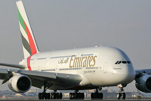 Reis & Prijs Je vertrekt op maandag van Amsterdam naar Dubai met Emirates en vandaar uit vlieg je verder naar Port Sudan.