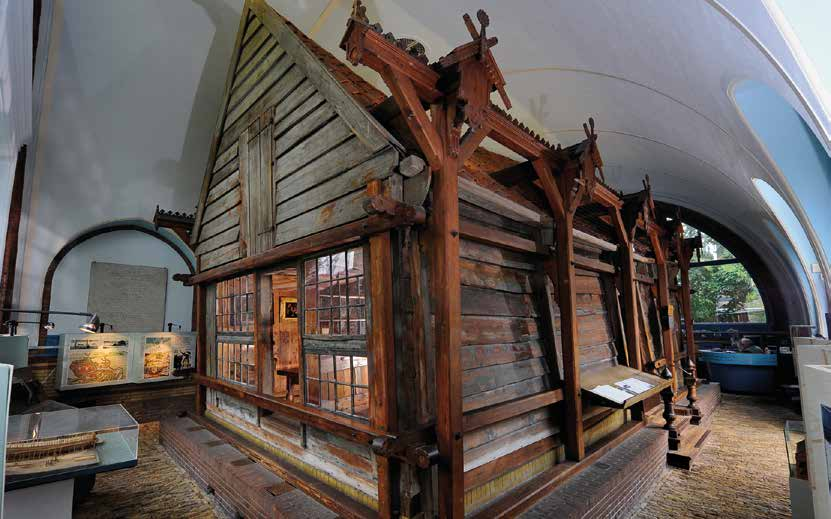 De restauratie van het Czaar Peterhuisje Het Czaar Peterhuisje in Zaandam is een van de oudste houten huisjes van Nederland.