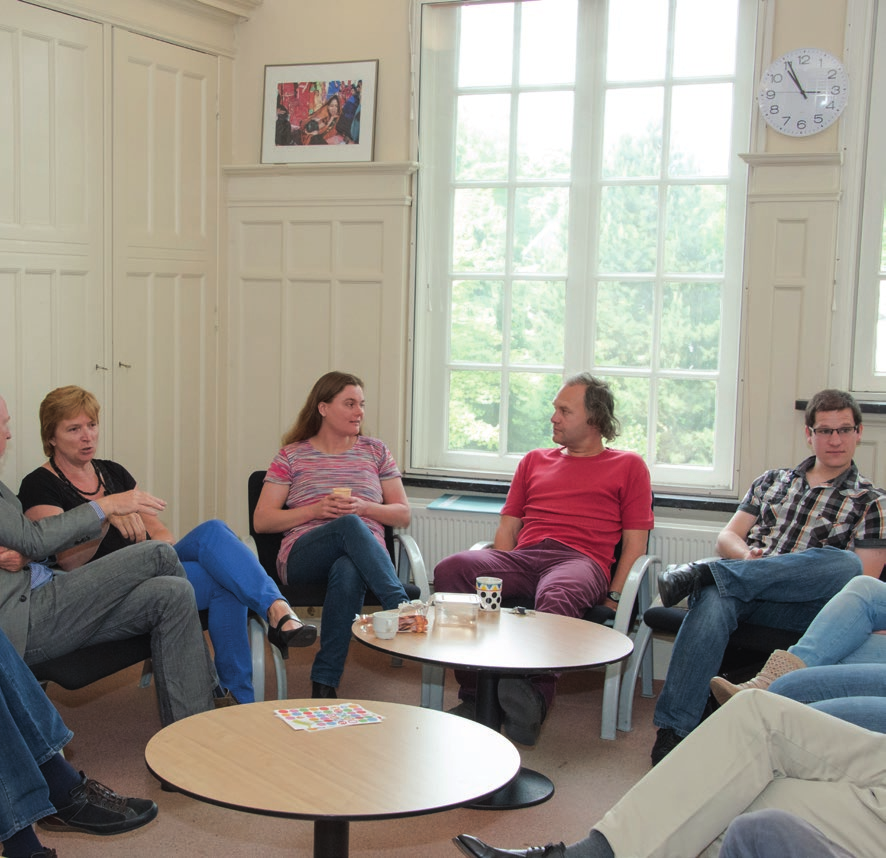 INHOUD 1. Presentatie samen verantwoordelijk voor LOB een kwestie van krachten bundelen 3 2. Opdrachten vernieuwing vmbo & LOB 15 Opdracht 1: Wat is de visie van je school?