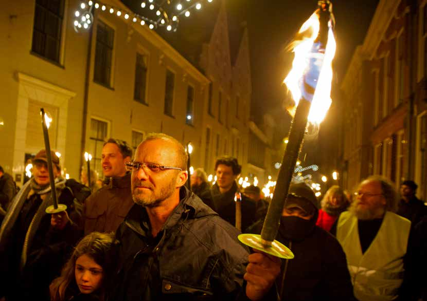 Foto: Willie Kerkhof December Zeer indrukwekkend was de fakkeltocht in december in Groningen, tegen het gasbesluit van minister Kamp.