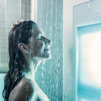 Met de Sunshower Pure maakt u van uw douche een functionele infraroodcabine die u elke dag moeiteloos kunt gebruiken.