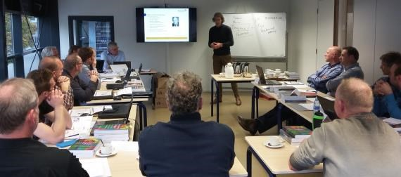 Resultaten tot nu toe Platform TI-Onderwijs Gelderland Overijssel Eerste groep gestart met 14 deelnemers: Praktijkopleiders Projectleiders Werkvoorbereider Directeur Aanstaand leerlingbegeleider IW
