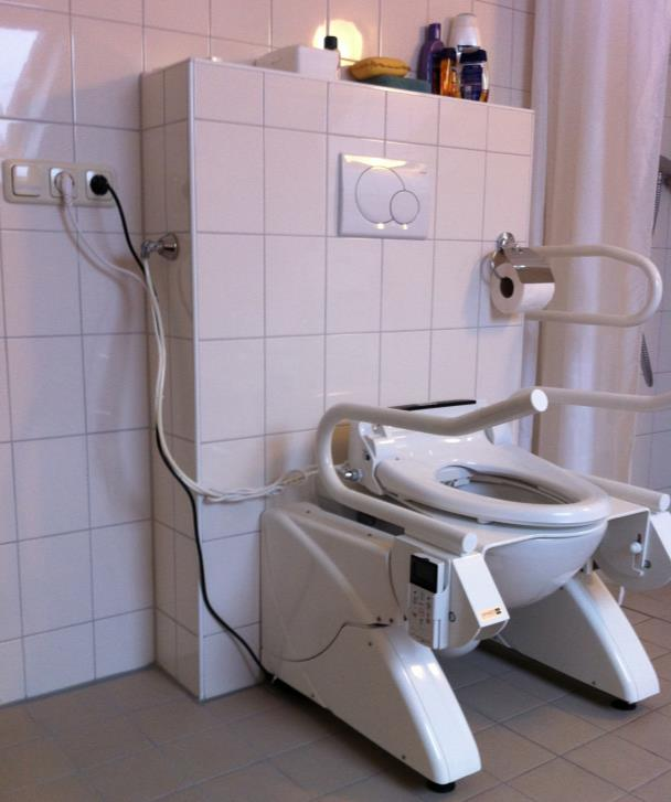 Het Sanmedi sta-op systeem is een eenvoudige, functionele oplossing voor personen die moeite hebben met zelfstandig gaan zitten en opstaan van het toilet.