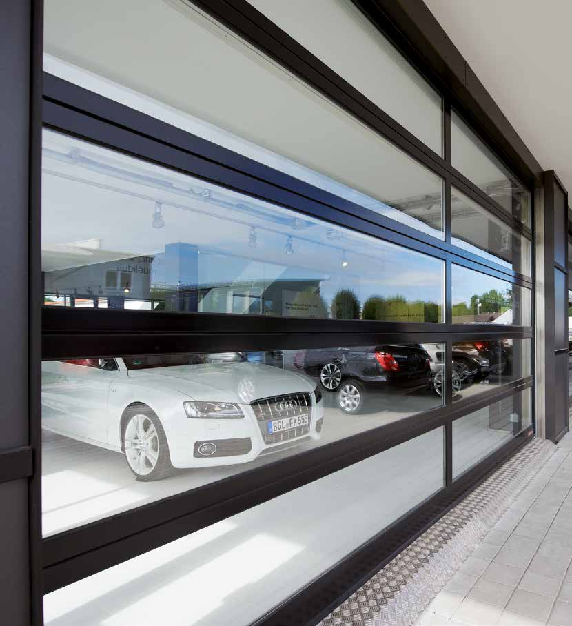 ALR F42 Glazing, ALR 67 Thermo Glazing Aluminium deuren met grote beglazingsoppervlakken Autoshowrooms Door de