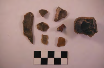 Hiervan is een akkerdek aangetroffen en enkele greppels/sloten die waarschijnlijk akkers en weilanden van elkaar hebben gescheiden. Ook oudere vondsten werden gedaan.