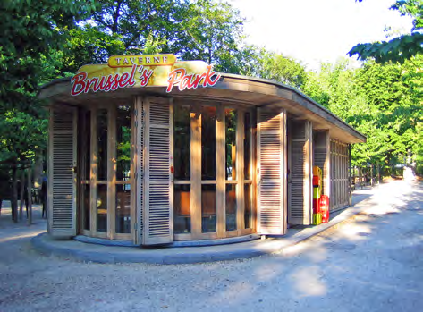 nieuw bijzonder gebouw in de vorm van een kiosk, paviljoen of folly