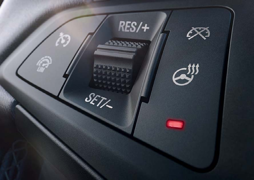 Geavanceerde airconditioning die altijd zorgt voor het ideale klimaat in de auto. 1 2. Vijf zitplaatsen en in delen neerklapbare achterbank.