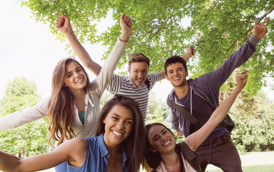 INFORMATIEBROCHURE VAN HET SOCIAAL FONDS VOOR DE BICOMMUNAUTAIRE EN FEDERALE OPVOEDINGS- EN HUISVESTINGSINRICHTINGEN DEELTIJDS LEREN DEELTIJDS WERKEN SCHOOLJAAR 2015-2016 OPLEIDEN VAN