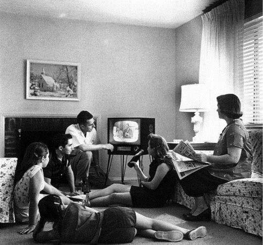 Digitale elektronica veranderden het beeld Sinds begin deze eeuw heeft de flatscreen televisie een omkeer teweeg