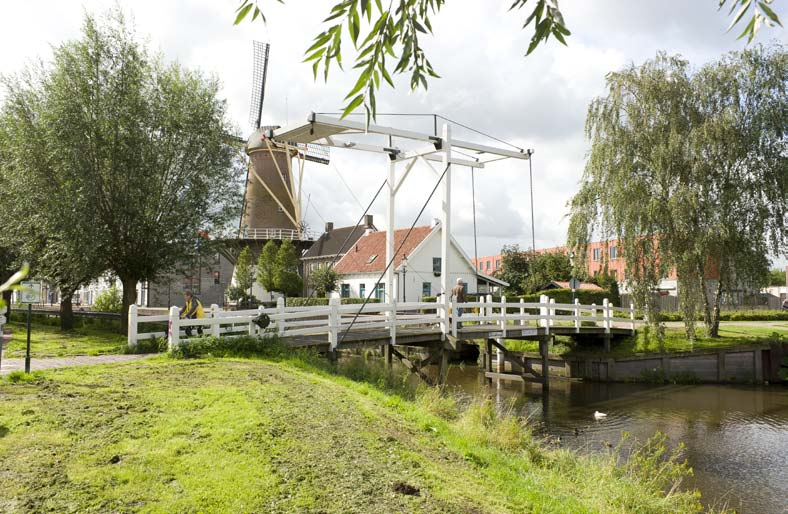 Bouwfonds Ontwikkeling Waarschijnlijk kent u de naam Bouwfonds al. Geen wonder: in Nederland staan inmiddels meer dan 250.