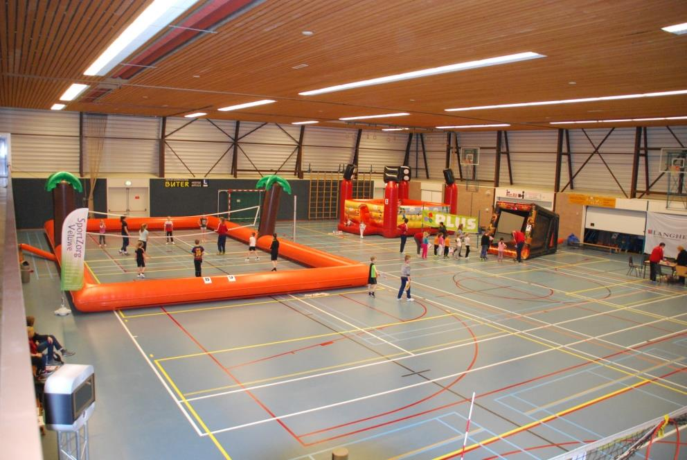 Volleybalfeest LanghenkelHEC 2016 Na het scholenproject Jeugd in beweging van volleybalvereniging LanghenkelHEC werd een volleybalfeest georganiseerd in samenwerking met de NEVOBO