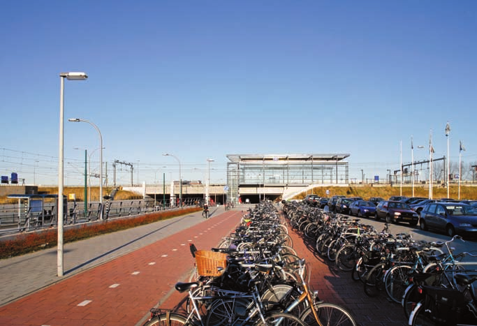 10 HAAGSE NOTA MOBILITeIT bewust kiezen slim organiseren hoofdstuk 1 een nieuw verkeers- en vervoersplan voor Den Haag 11 1.