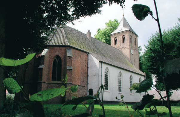 N.H. Kerk Bemmel Dit is het oudste gebouw van het dorp (12e eeuw) en ligt in de oorspronkelijke kern dicht bij de dijk. In 1277 werd de kerk aan een Duits klooster geschonken.