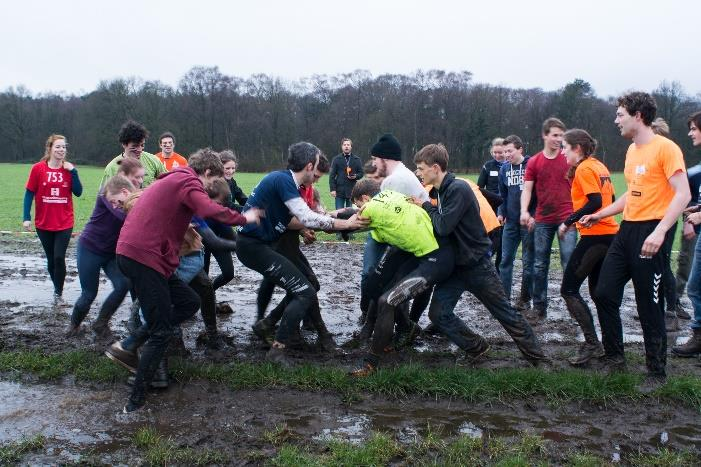 De eerste eer was voor Slopend, zij hebben een top training neergezet. De volgende is All Terrain (Eindhoven), wij zullen naar hen gaan op zaterdag 14 januari 2017.