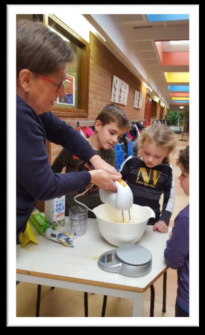 kunt weghalen. Bij één opdracht maakten de kinderen cupcakes.