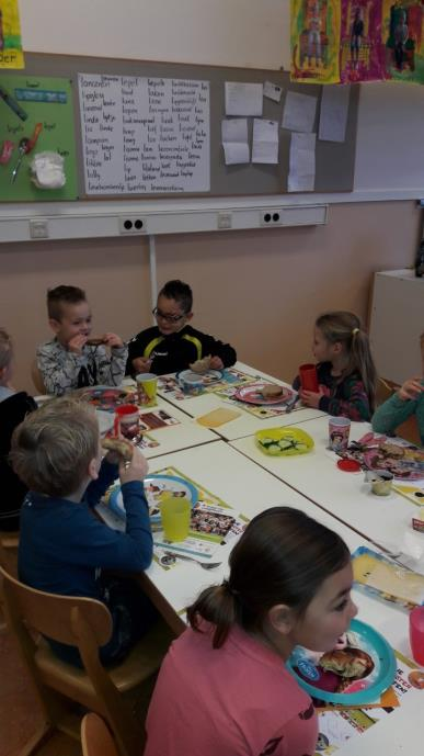 -------- GROEP 1B ------- Vandaag deden we mee aan het