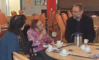 nvvs geeft voorlichting aan bewoners evean verzorgingshuis amsterdam We helpen ouderen de stap naar de audicien te zetten Na een succesvol pilotproject om de oogzorg te verbeteren, legt